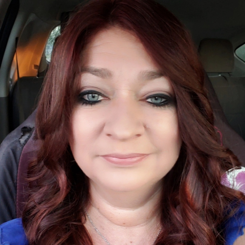 Meet your Posher, Alisa